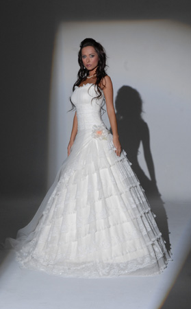 Orifashion HandmadeLuscious and Sexy Bridal Gown SW005